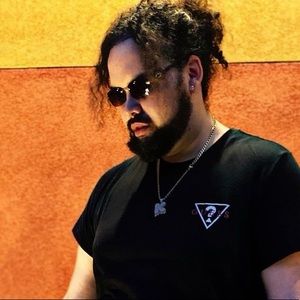 Meet your Posher, Jay